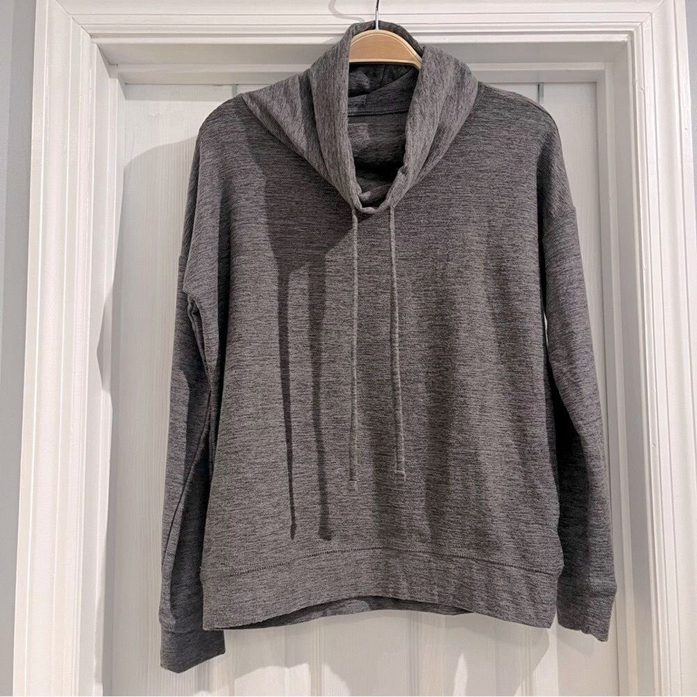 Maurices Women’s Heather Gray Funnel Neck Sweatshirt Sz XS